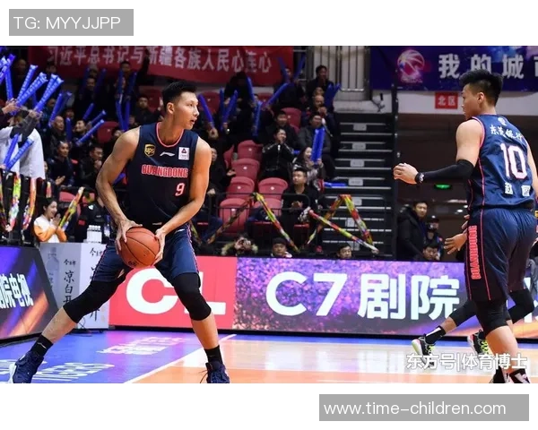 成都篮球队状态引发热议球迷对球队表现分歧明显