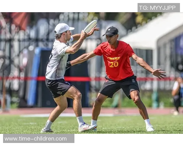 成都飞盘队团队协作能力提升创造历史新高引发关注与赞誉