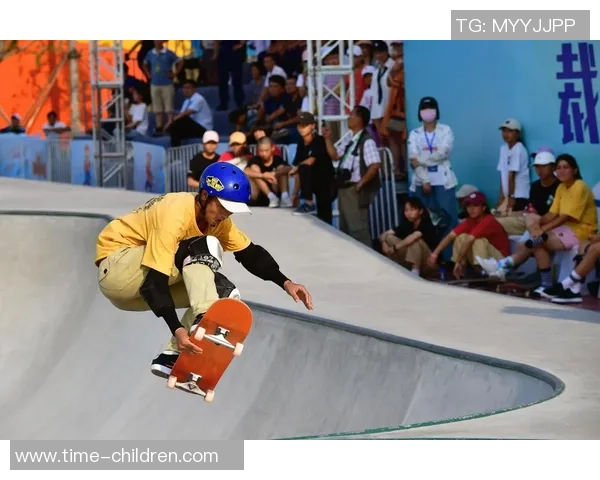 重庆滑板队在极限运动联赛中以57分稳居积分榜首位 重庆滑板队在极限运动联赛中以57分稳居积分榜首位