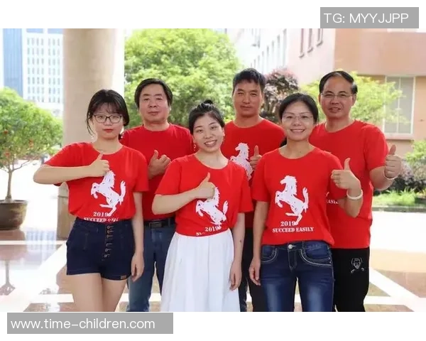 羽毛球场上的追梦旅程：刘娜的坚持与成长故事