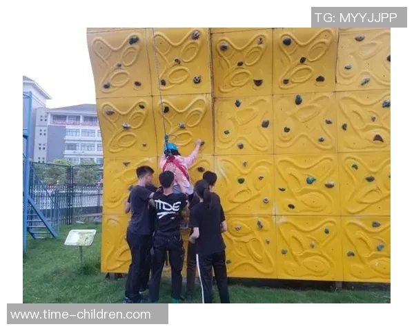 攀岩新手必看心理素质提升技巧与应对策略全攻略 攀岩新手必看心理素质提升技巧与应对策略全攻略